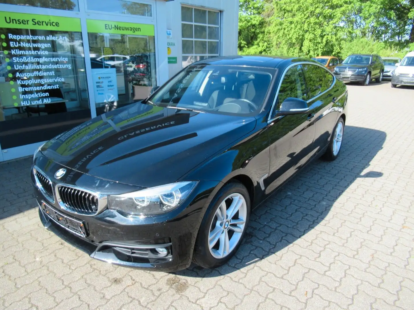 BMW 330 Navi Zwart - 2