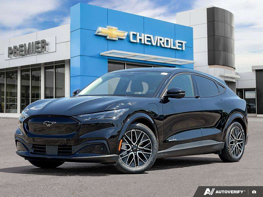 2025 Ford Mustang Mach-E Premium | Extended Battery | Blue Cruise | Wireles