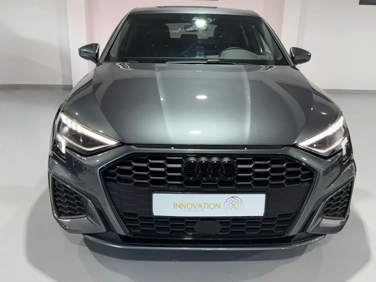 Audi A3 Sportback 40 TFSI e S line SHZ-NAVI Grigio - 2