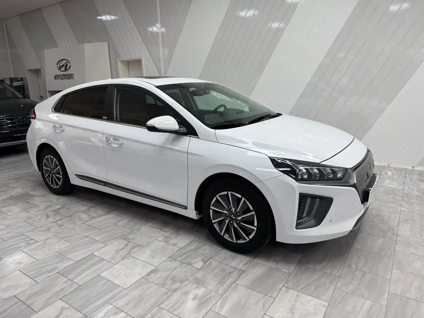 Hyundai IONIQ Ioniq Prime Elektro Weiß - 1
