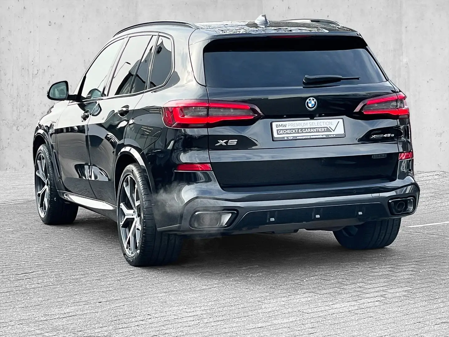 BMW X5 xDrive45e M Sport Aut. HUD PANO ACC Zwart - 2