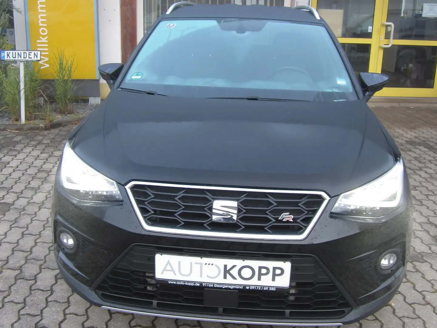 SEAT Arona 1,0 TSI Aut. "FR" - ehem. UPE: ca. 29.500,00 € Zwart - 2