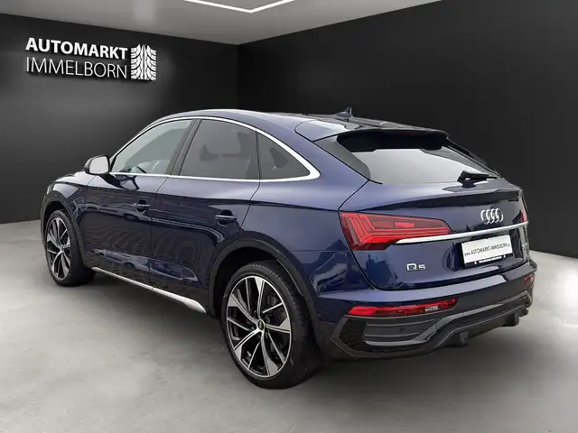 Audi Q5 view 6