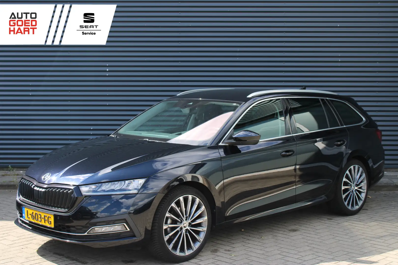 Skoda Octavia Combi 1.5 e-TSI Business Edition Plus Leer Head-Up Zwart - 1