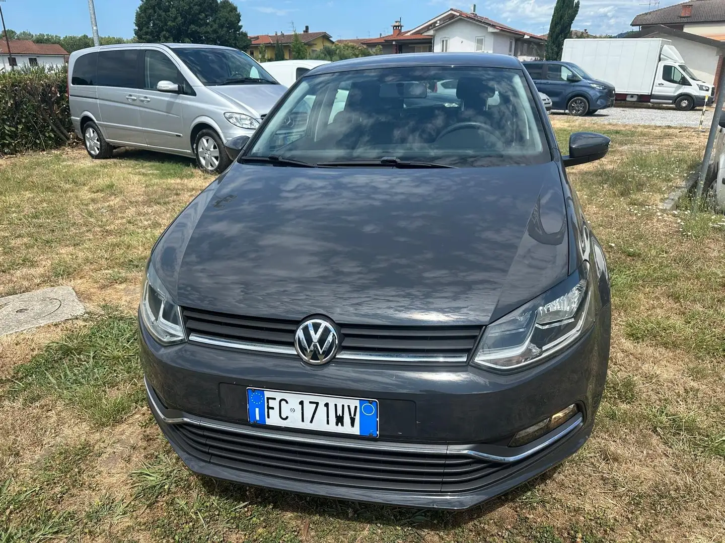 Volkswagen Polo Polo V 2014 5p 1.0 mpi Comfortline 75cv Grijs - 1