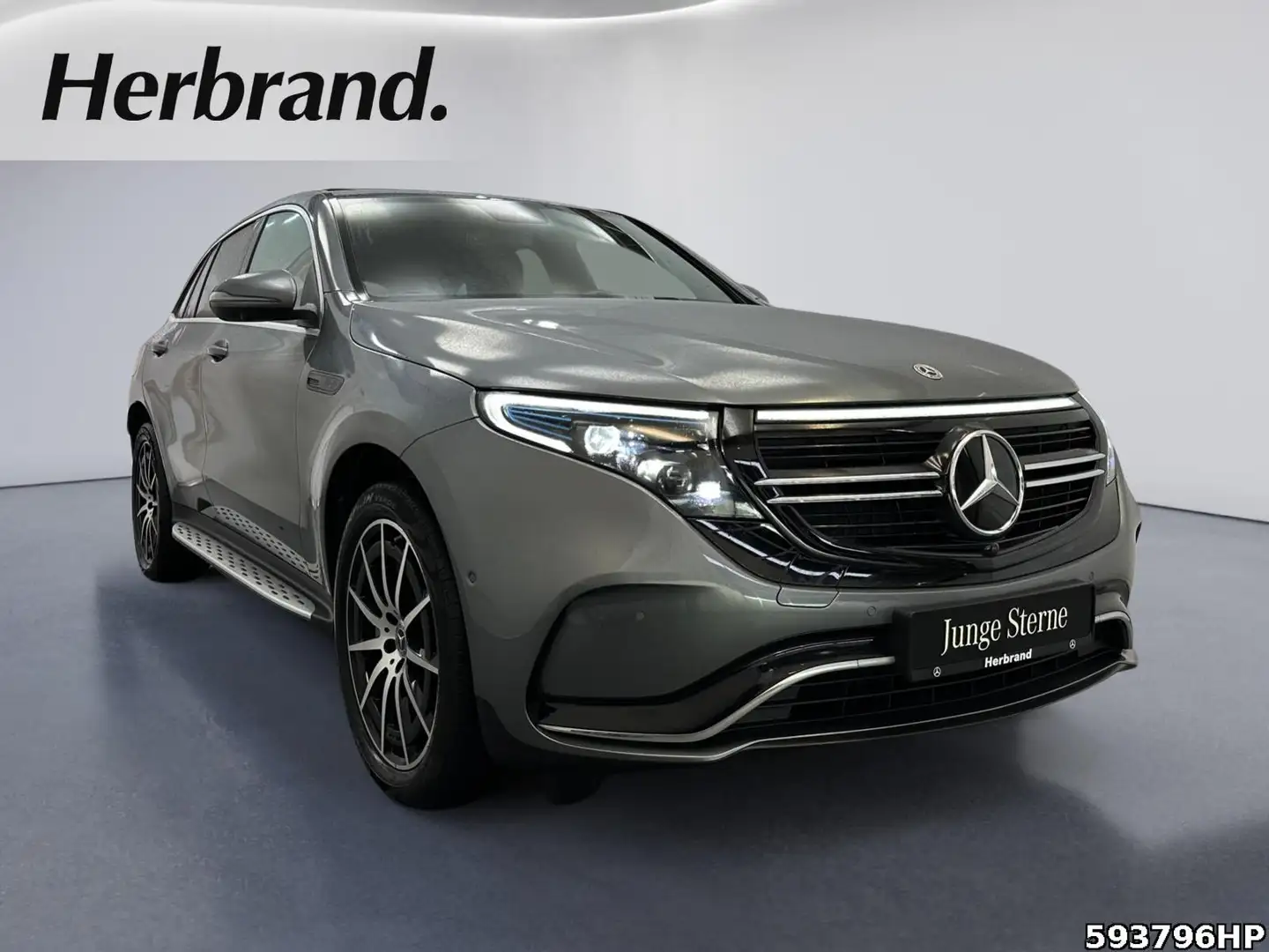 Mercedes-Benz EQC 400 4M AMG Line MULTIBEAM 360° Schiebedach Grau - 2