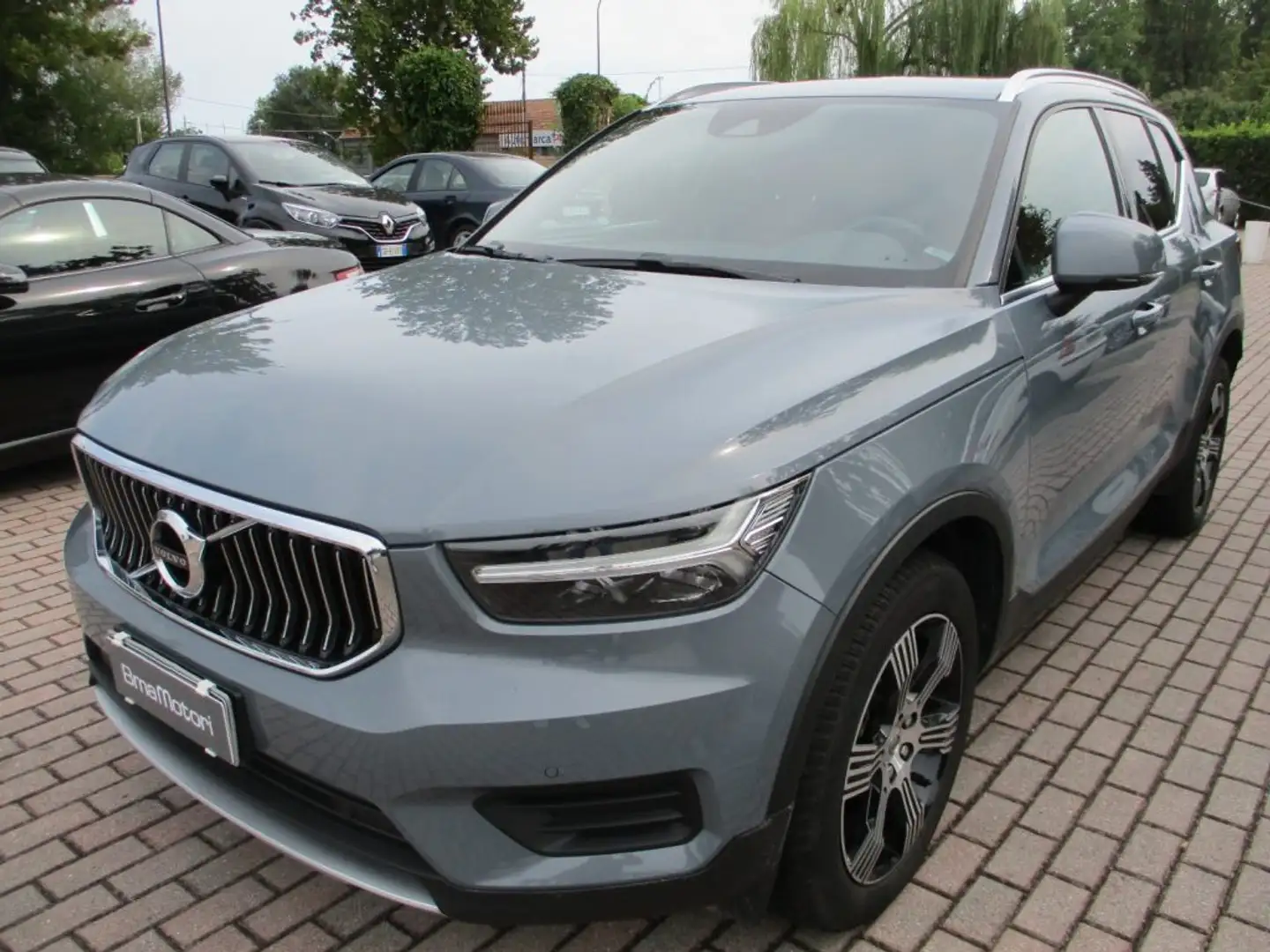 Volvo XC40 D3 AWD Geartronic Inscription CarPlay/Pelle/Navi Grigio - 1