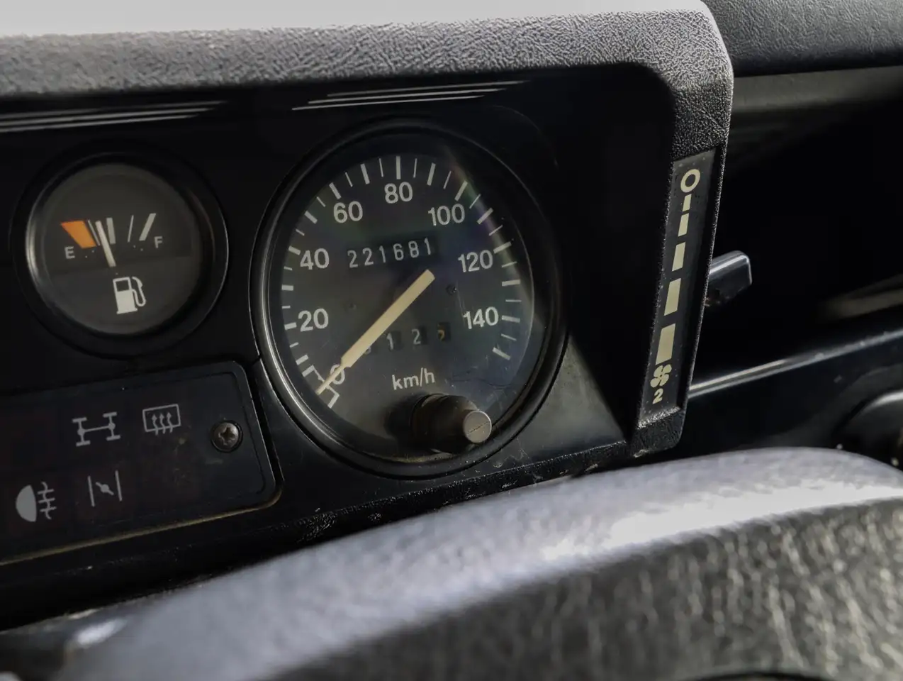 Land Rover Defender 90 2.0 MPI Benzine, foto 6