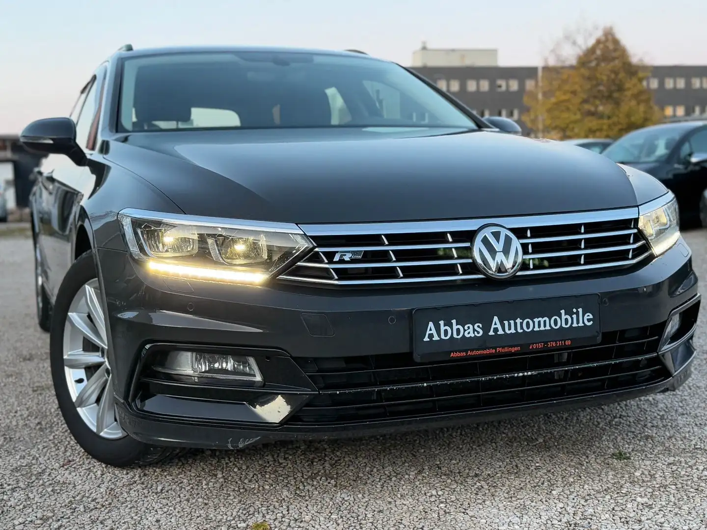 Volkswagen Passat Variant Passat R-Line Variant Comfortline, 1.Hand Gris - 2