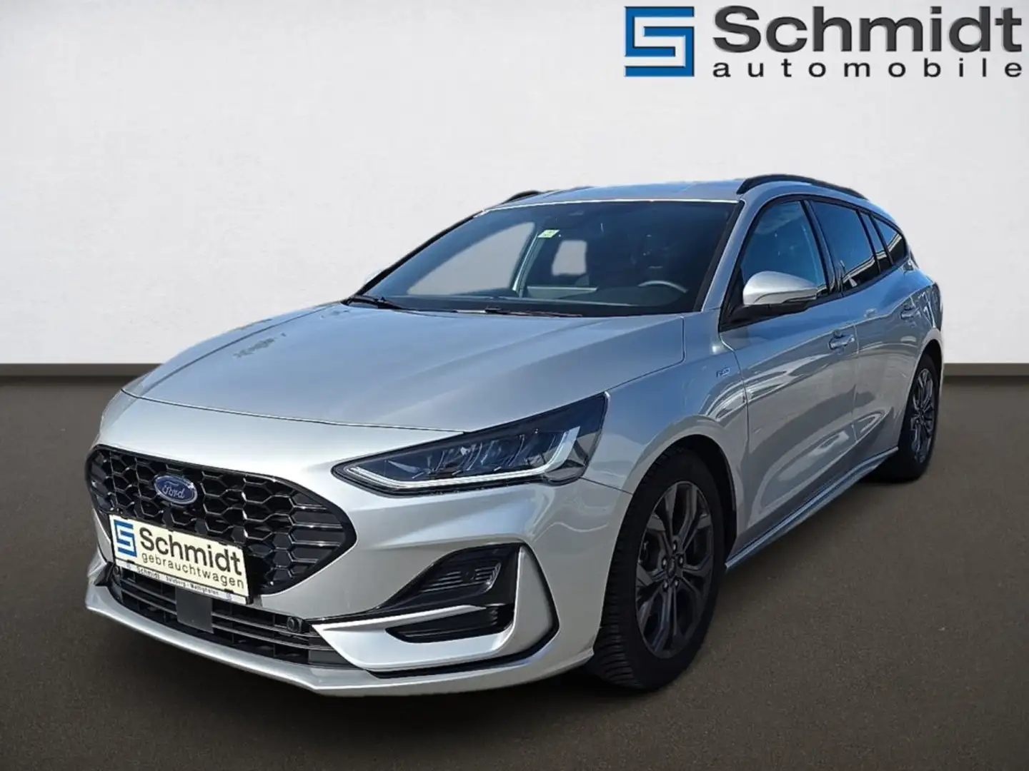 Ford Focus Turnier 1,5 EcoBlue ST-Line Aut. Silber - 1