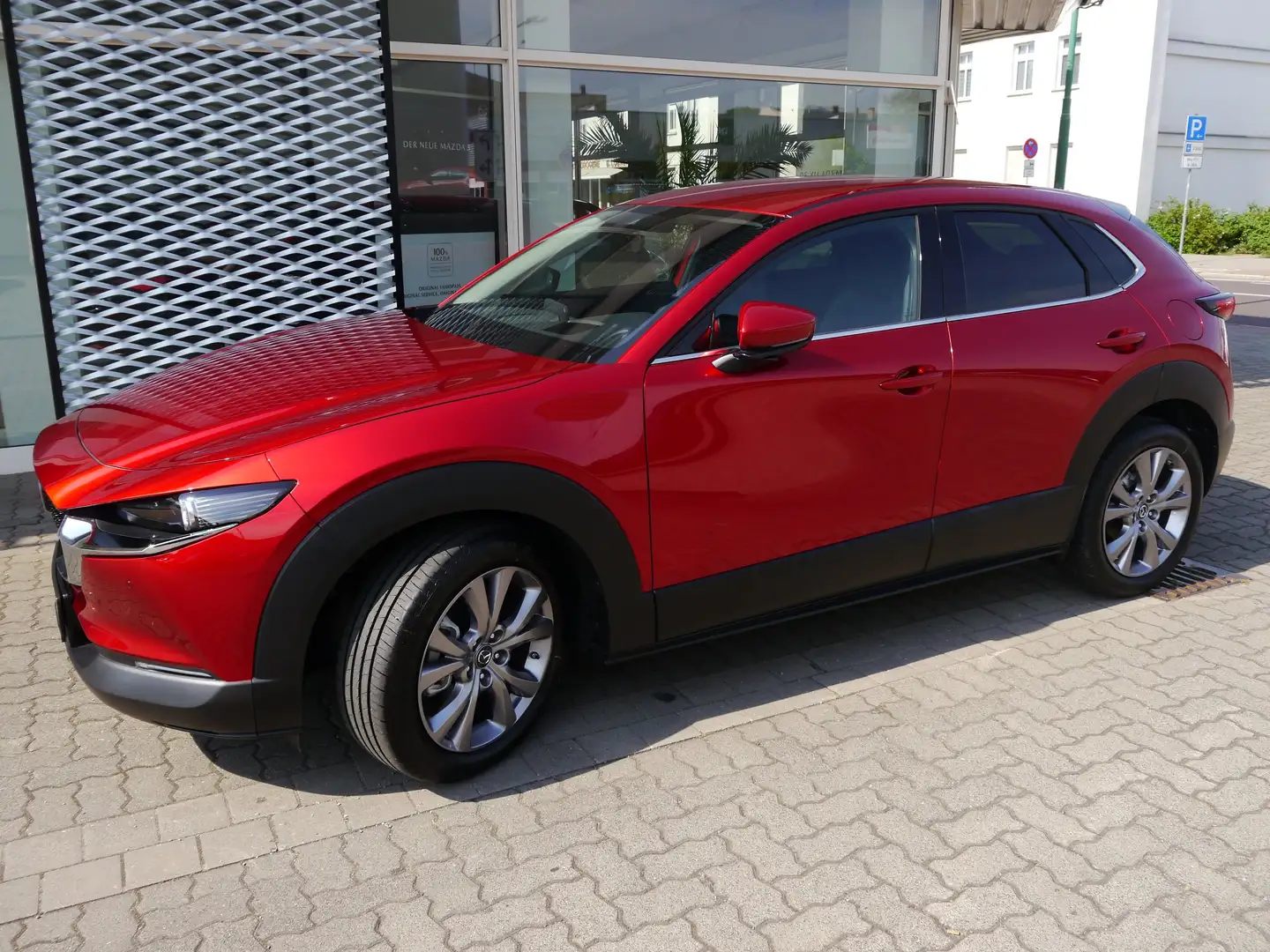 Mazda CX-30 SKYACTIV-G 2.0 M-Hybrid SELECTION GUTER ZUSTAND Rot - 2