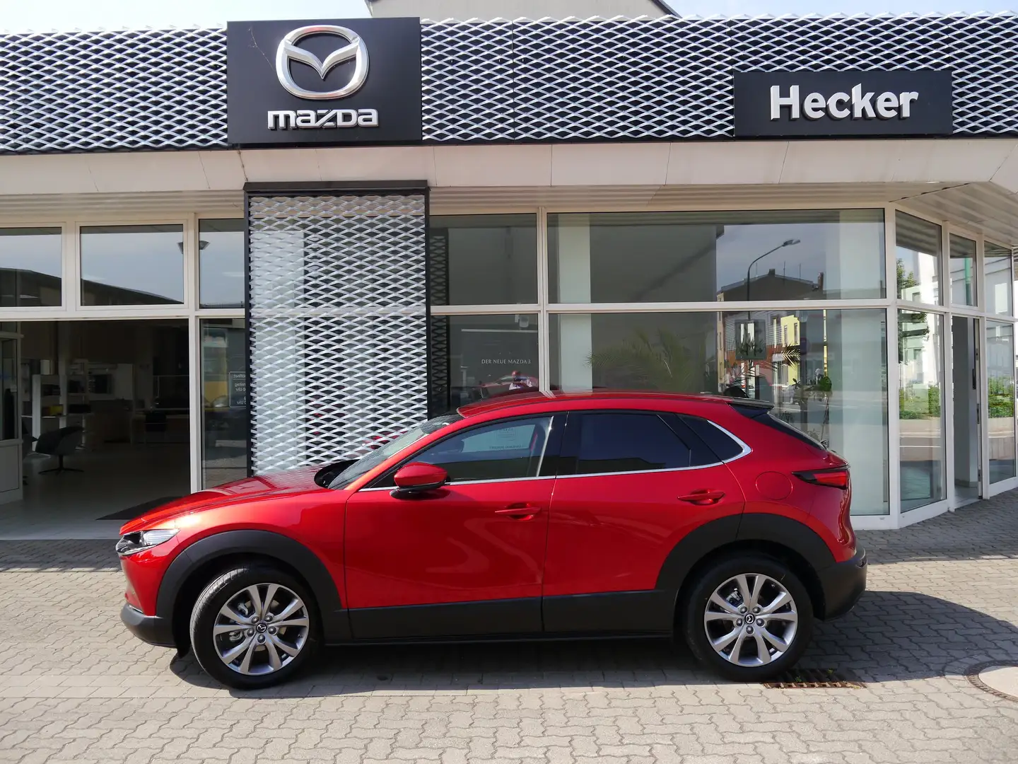 Mazda CX-30 SKYACTIV-G 2.0 M-Hybrid SELECTION GUTER ZUSTAND Rot - 1