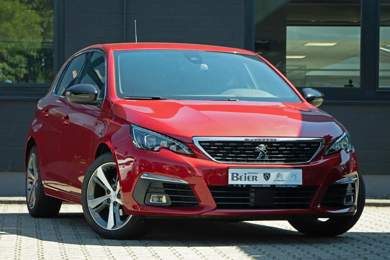 Peugeot 308 GT-Line Rot - 2