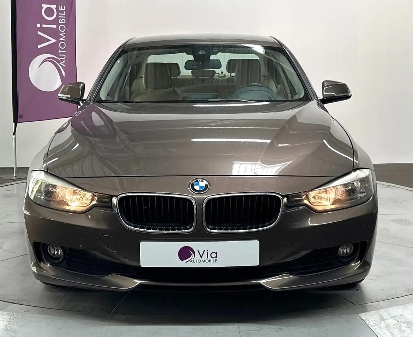 BMW 320 320d 163 ch EfficientDynamics Edition Executive A Brun - 2