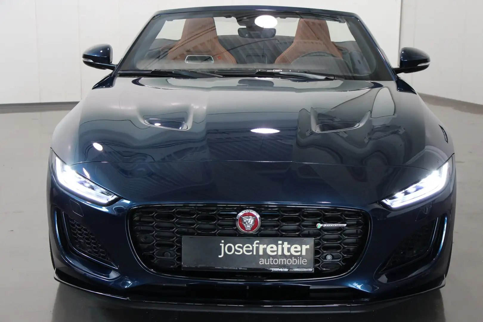 Jaguar F-Type P450 Cabrio R-Dynamic Aut. Blau - 2