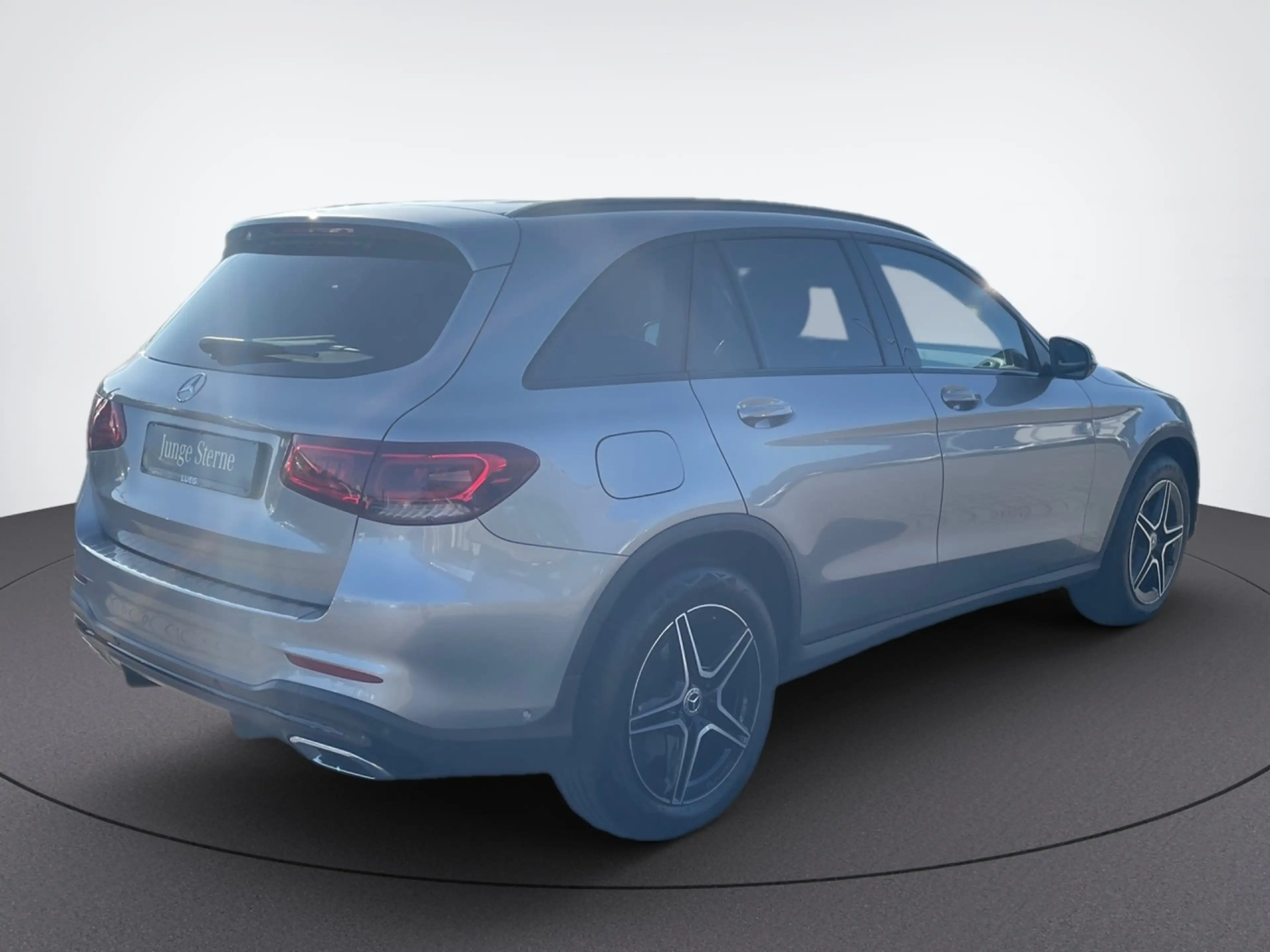 Mercedes-Benz GLC 200 4M AMG+NIGHT+AHK+PANO+SOUND+LED+AMBIENTE — photo 5
