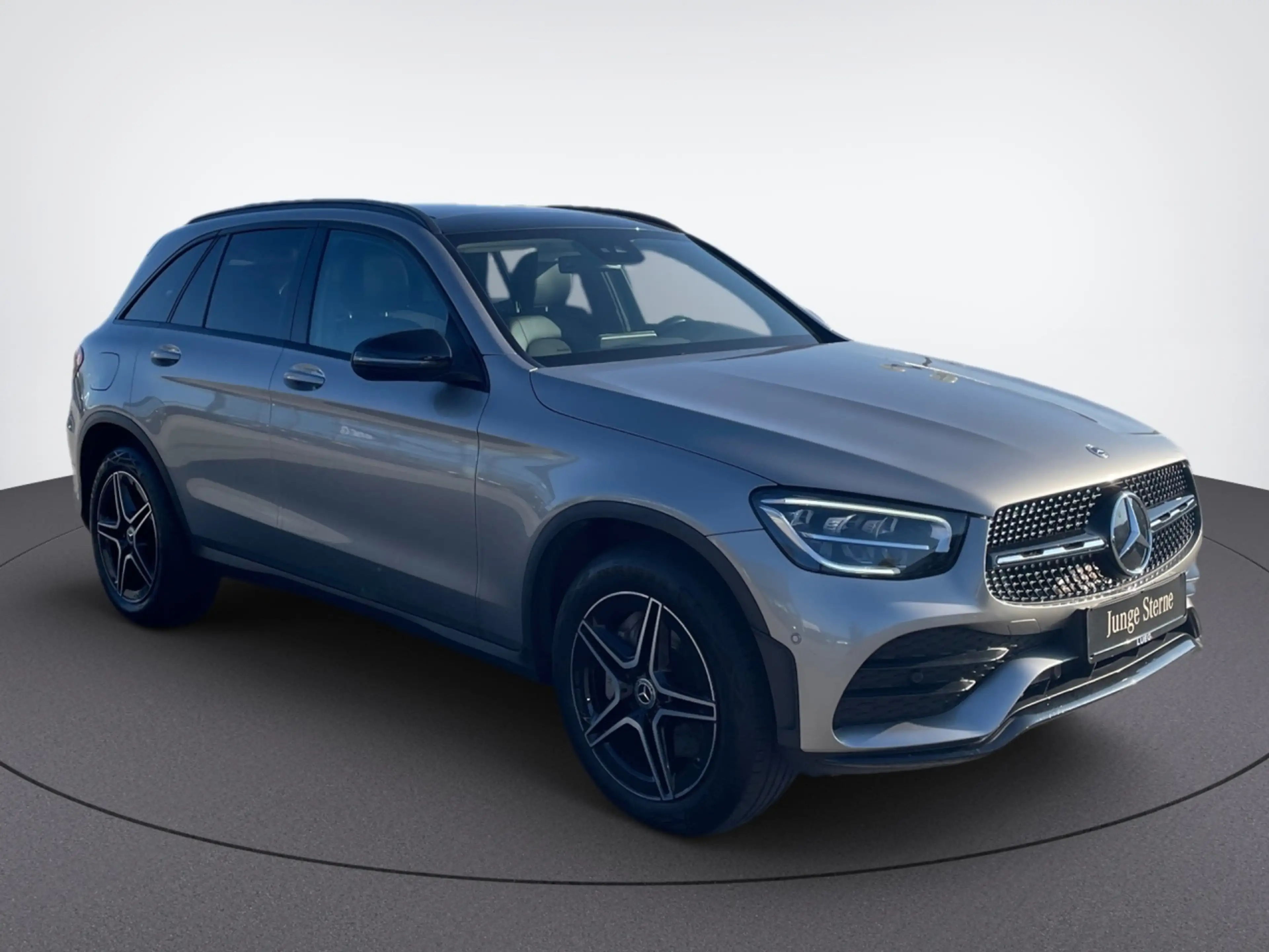 Mercedes-Benz GLC 200 4M AMG+NIGHT+AHK+PANO+SOUND+LED+AMBIENTE — photo 6
