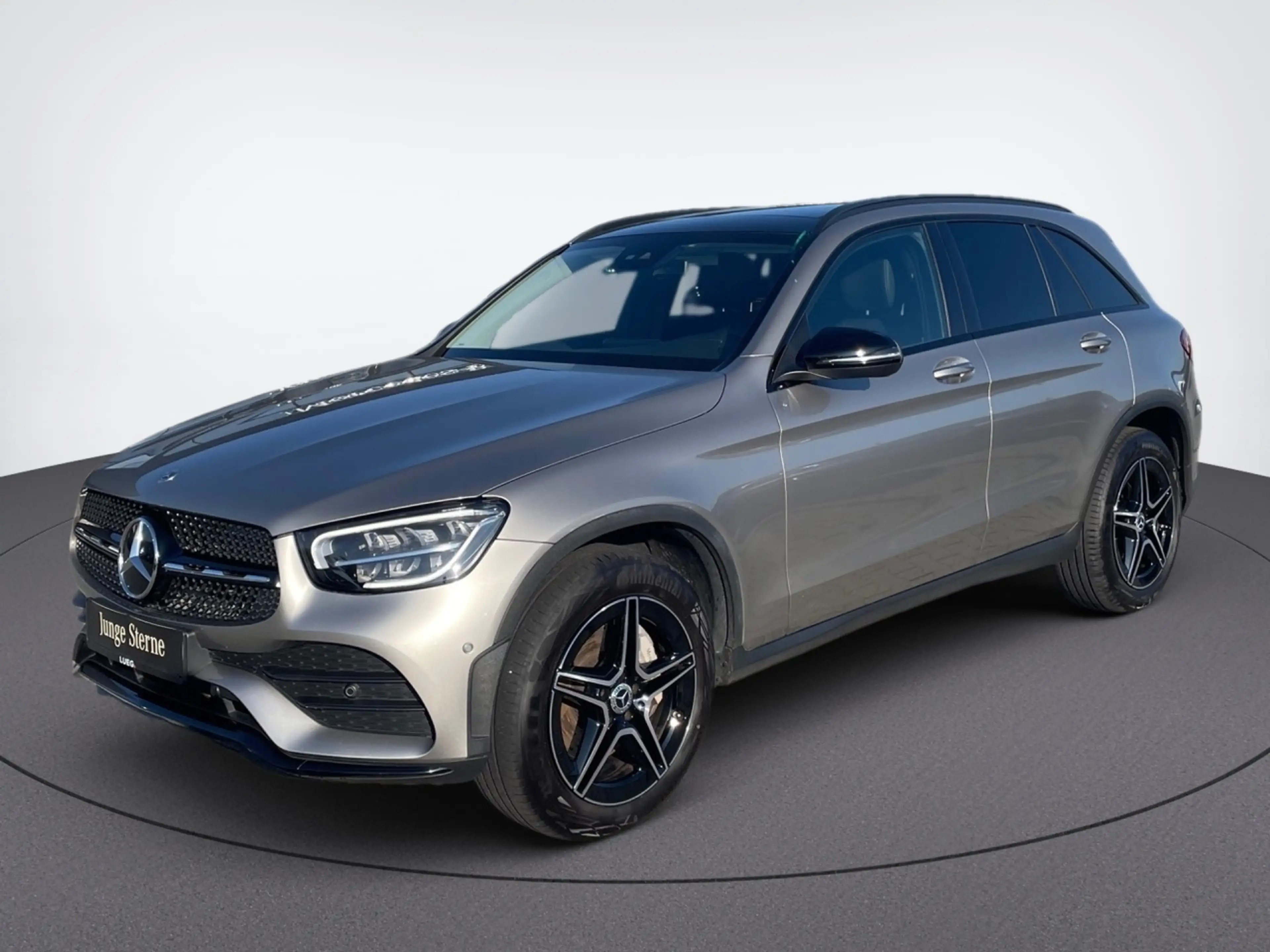 Mercedes-Benz GLC 200 4M AMG+NIGHT+AHK+PANO+SOUND+LED+AMBIENTE — photo 3