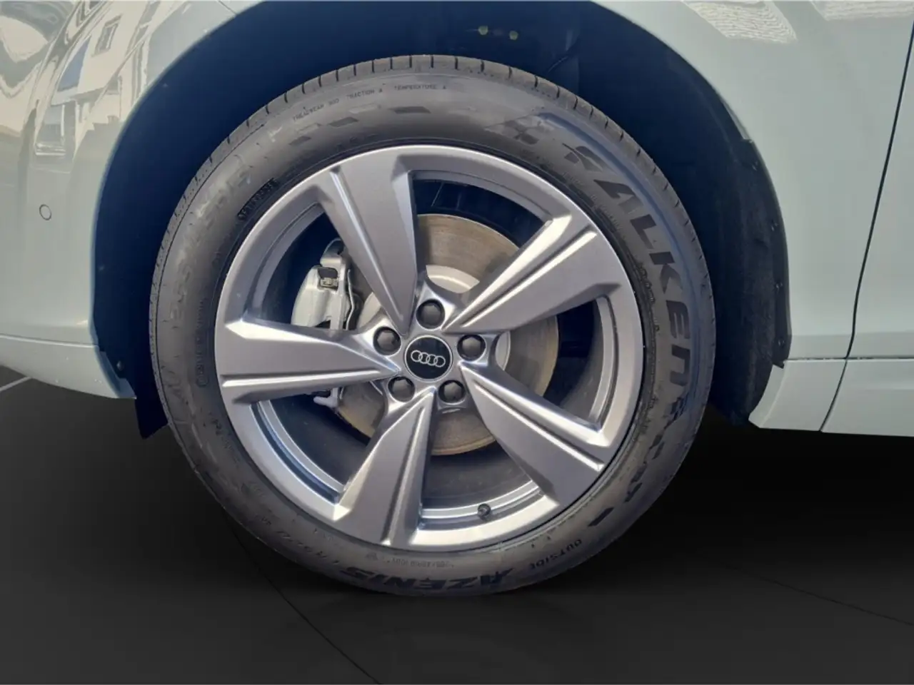 Audi Q3 SUV 2.0 TDI S tronic S-LINE NAVI+EL. HECKKLAPPE 15