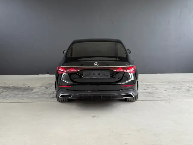 Mercedes-Benz E 200 d *AMG Line Advanced, Night Paket, Pano, BLIS Ansicht 5