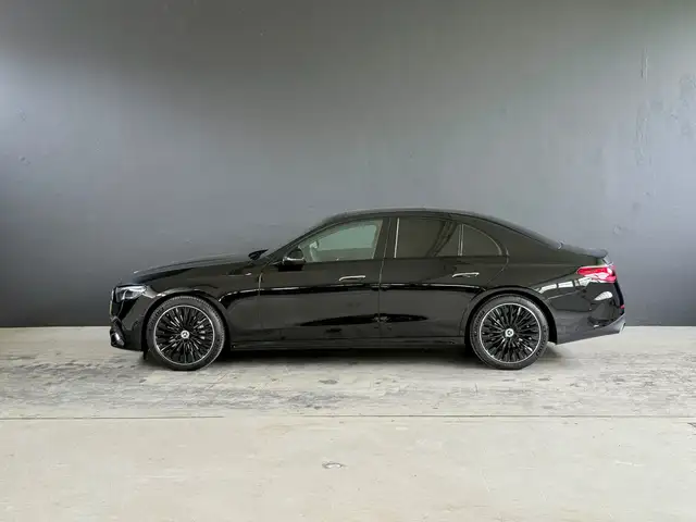 Mercedes-Benz E 200 d *AMG Line Advanced, Night Paket, Pano, BLIS Ansicht 3