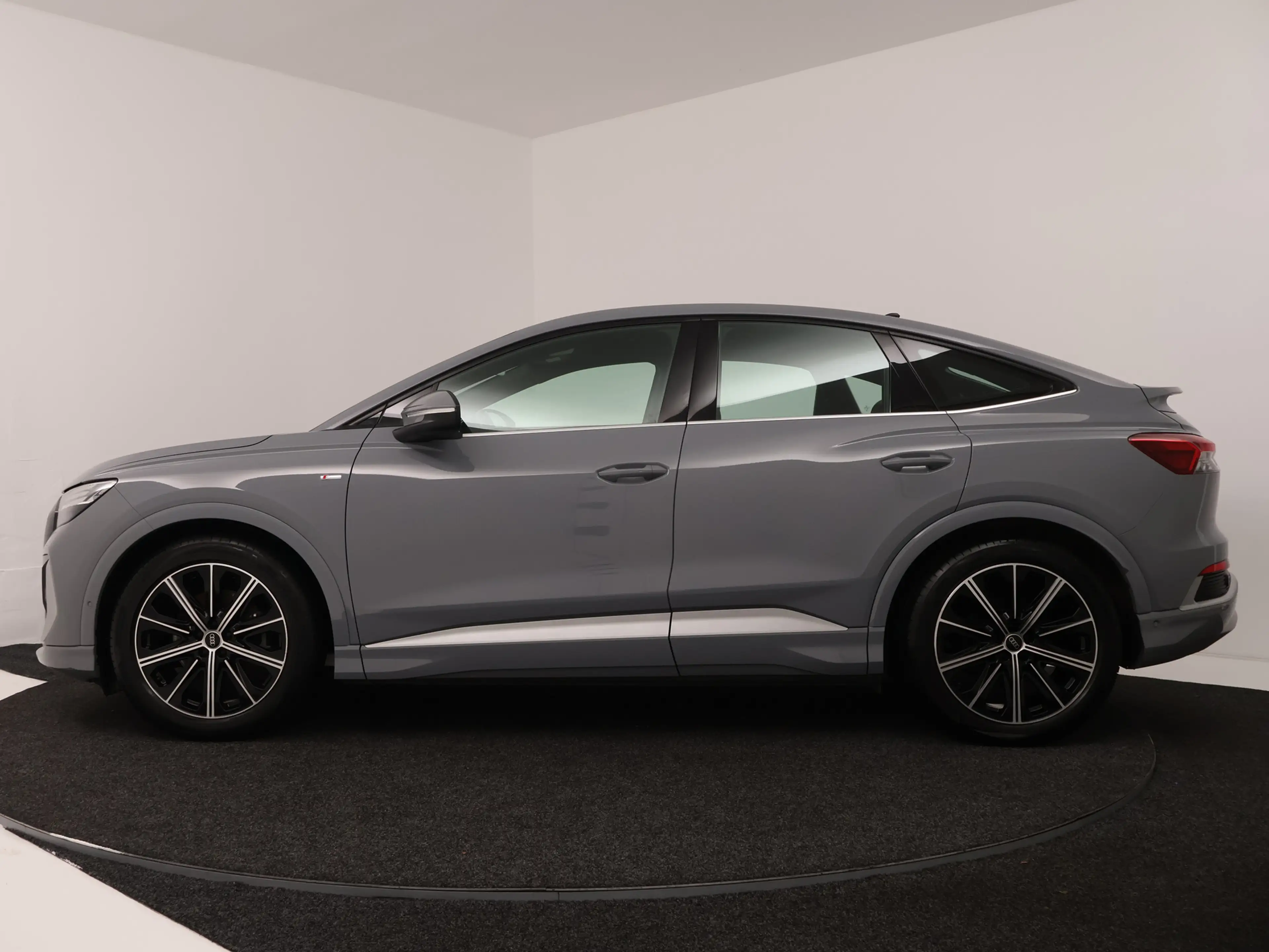 Audi Q4 e-tron Sportback 35 S edition 55 kWh | Stoelgeheugen | Ma — photo 3