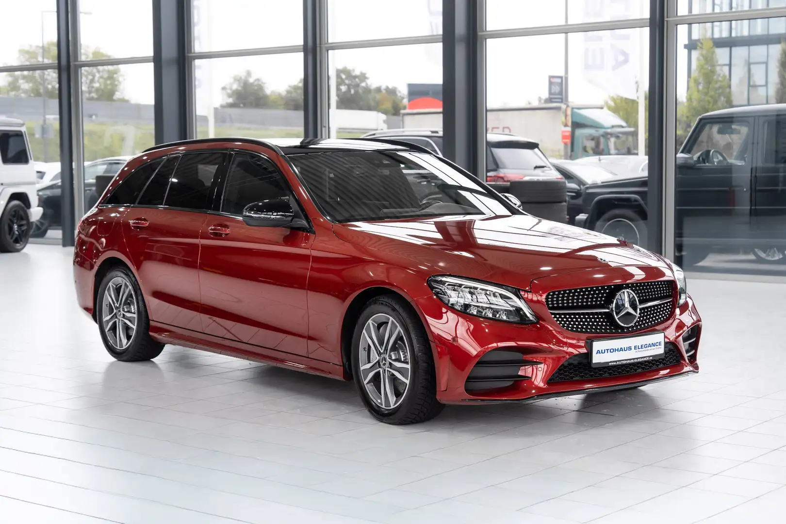 Mercedes-Benz C 300 T*AMG-LINE*PANO*NIGHT*LED*BUSINESS+*LEDER* Rot - 2