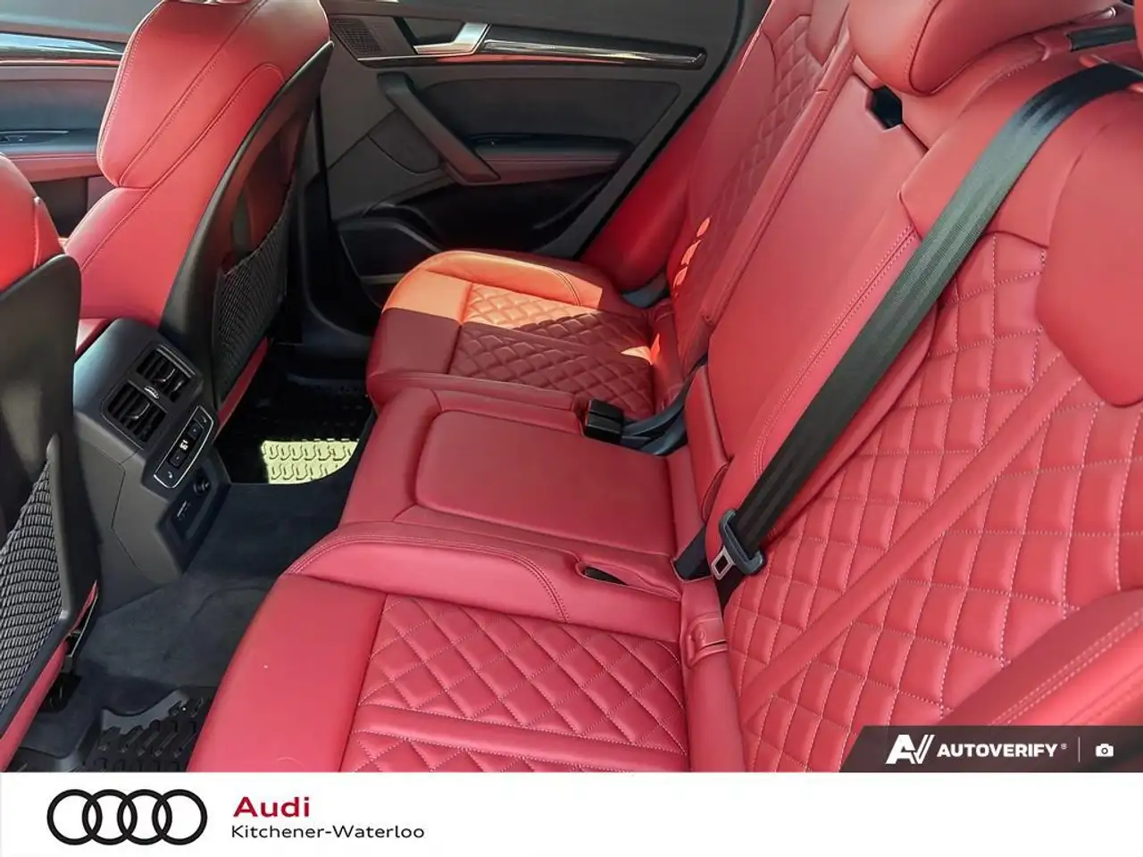 Audi SQ5 снимка Audi SQ5