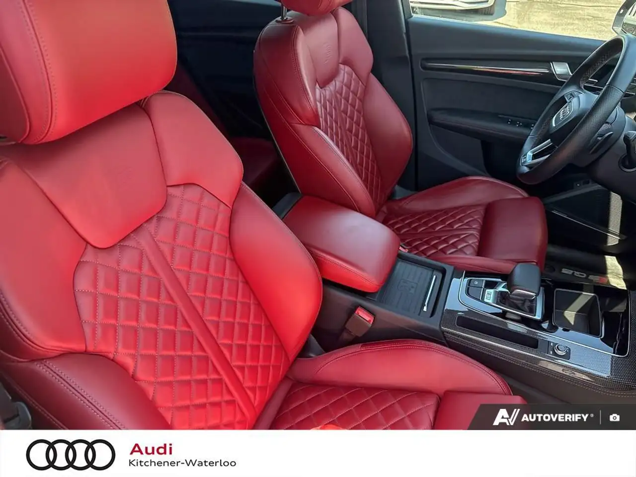 Audi SQ5 снимка Audi SQ5