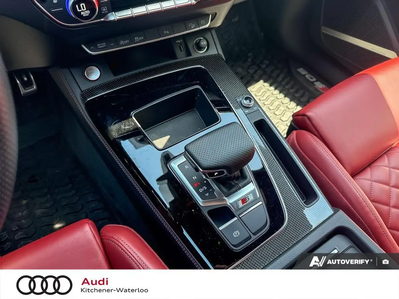 Audi SQ5 снимка Audi SQ5