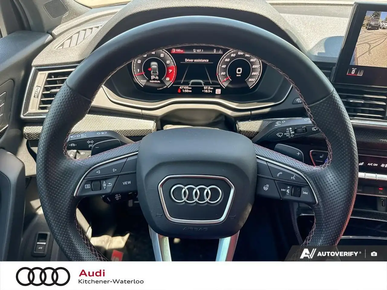 Audi SQ5 снимка Audi SQ5