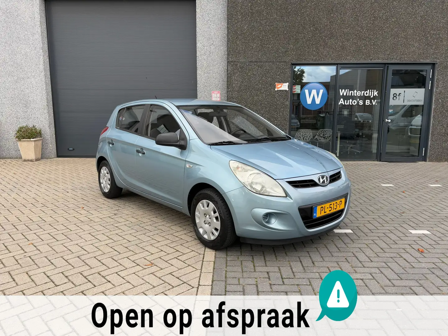 Hyundai i20 1.2i ActiveVersion Airco, Isofix, Nieuwe APK Blauw - 1