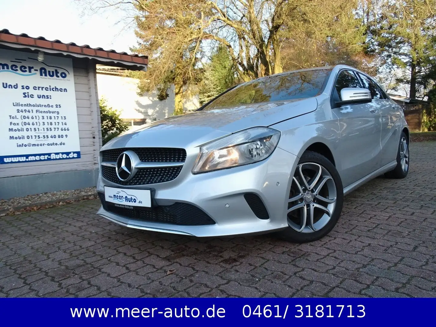 Mercedes-Benz A 200 d CDI Urban/Automatik/Leder/SHZ/Navi/AHK Silber - 1