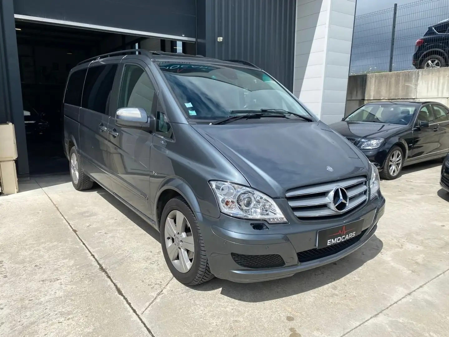 Mercedes-Benz Viano V6 3.0 224 cv BLUE AMBIANTE Gris - 1