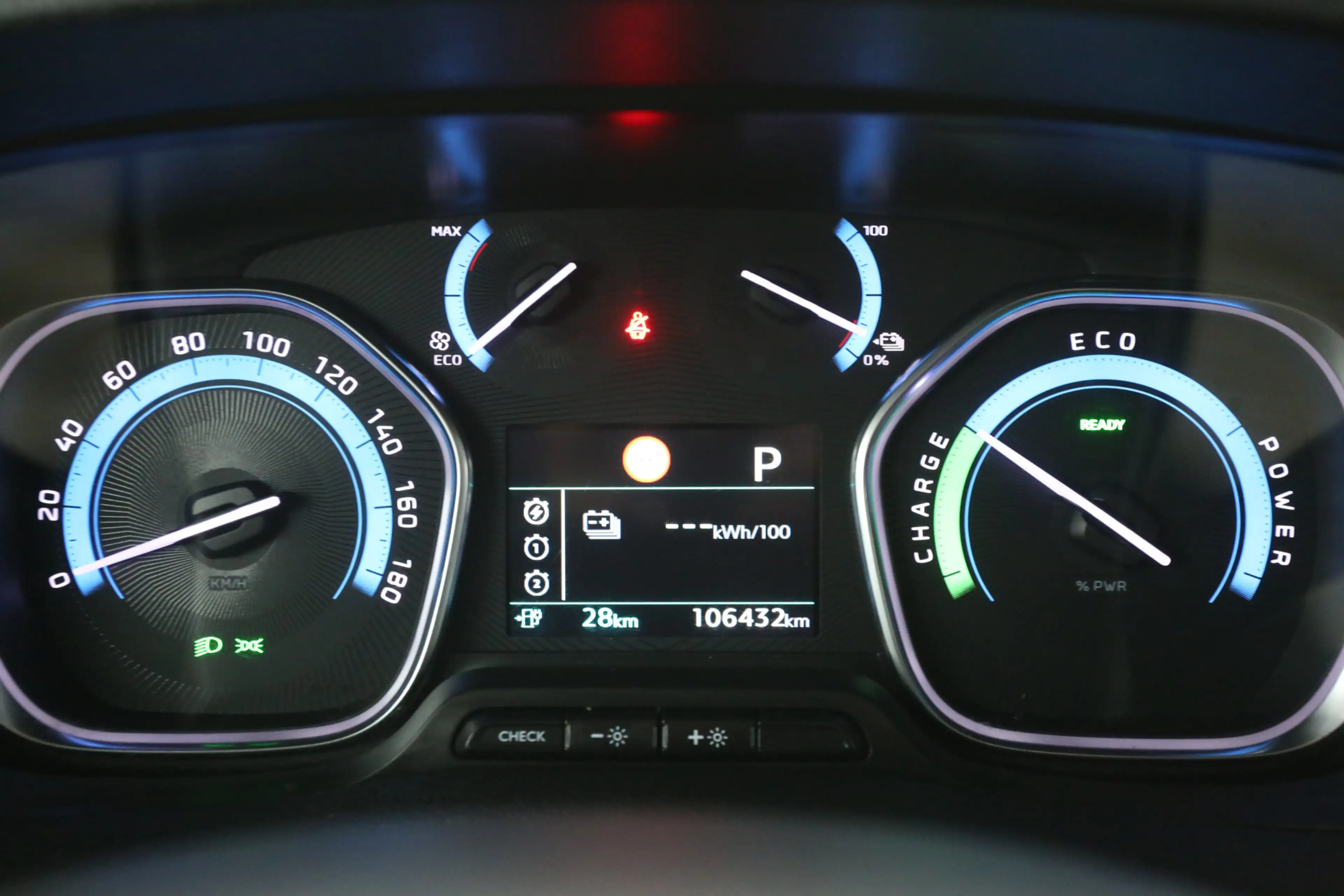 Peugeot e-Expert Toyota ProAce 75 kWh Extra Range Navigator L2H1 | — photo 15
