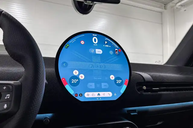 Mini Hatch view 15