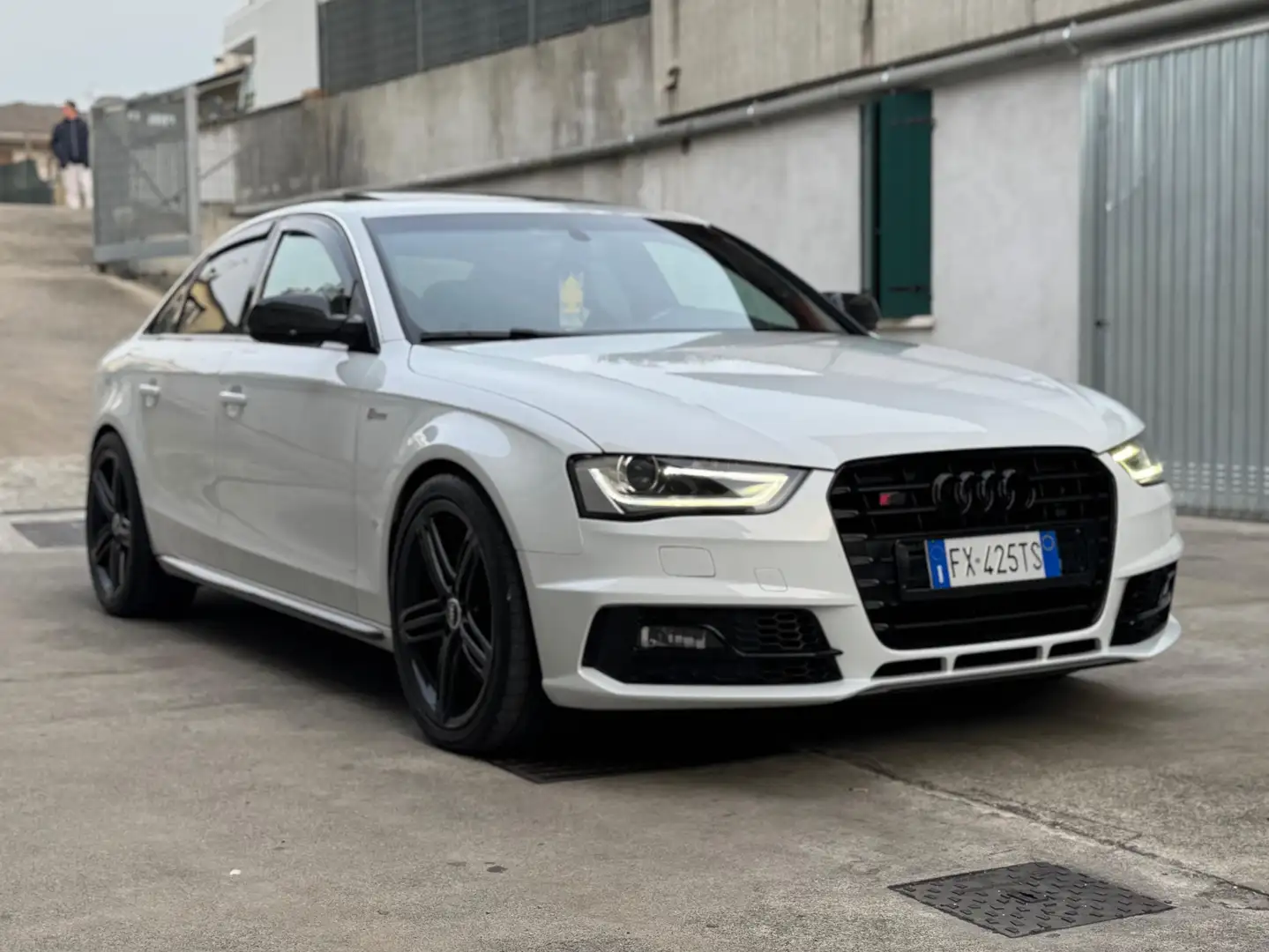 Audi S4 3.0 tfsi quattro s-tronic E6 - 1