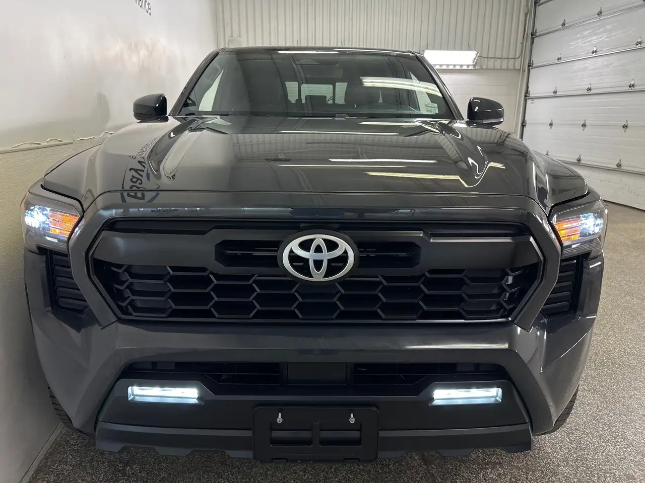 Toyota Tacoma снимка Toyota Tacoma