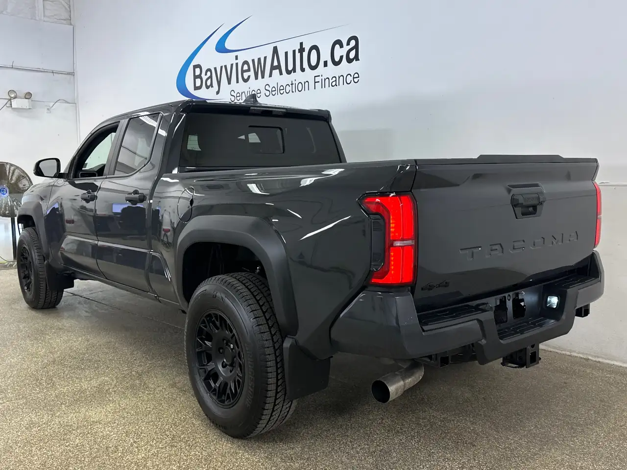 Toyota Tacoma снимка Toyota Tacoma