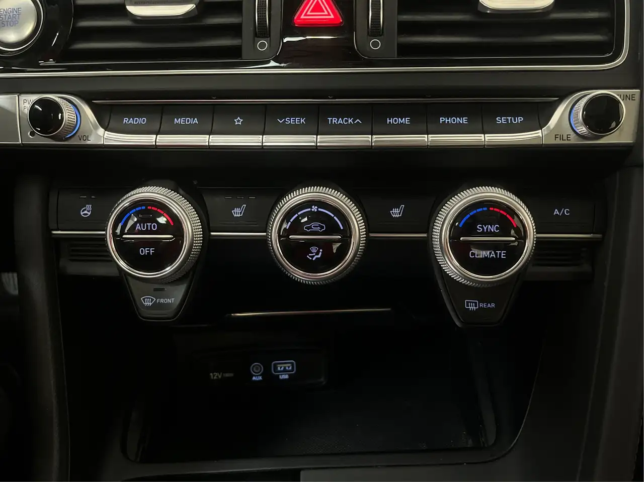Genesis G70 снимка Genesis G70