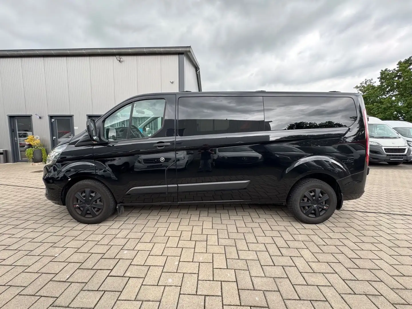 Ford Transit Custom Kombi 320 L2 Trend/CarPlay/PDC Schwarz - 2