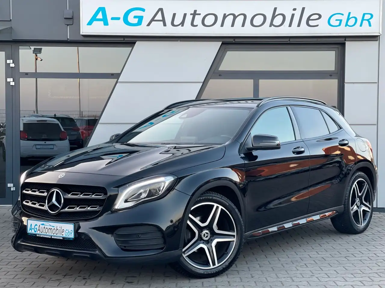 Mercedes-Benz GLA 180