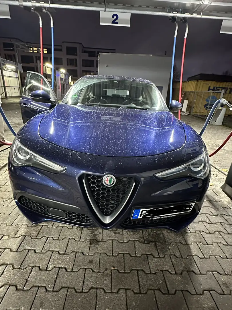 Alfa Romeo Stelvio 2.2 Super 190 PS - 1