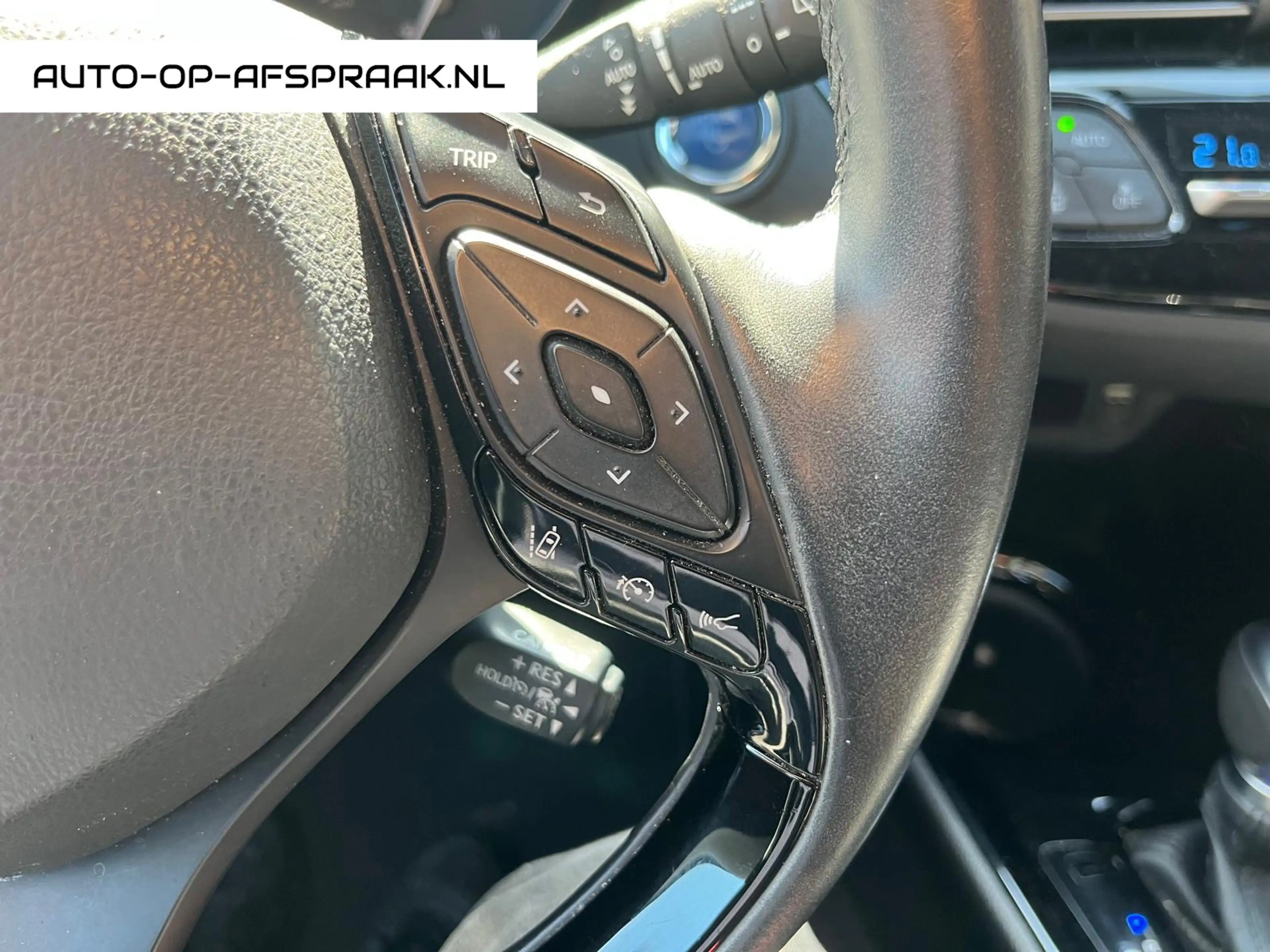 Toyota C-HR 1.8 Hybrid Executive Automaat Leer Navi Camera — photo 7