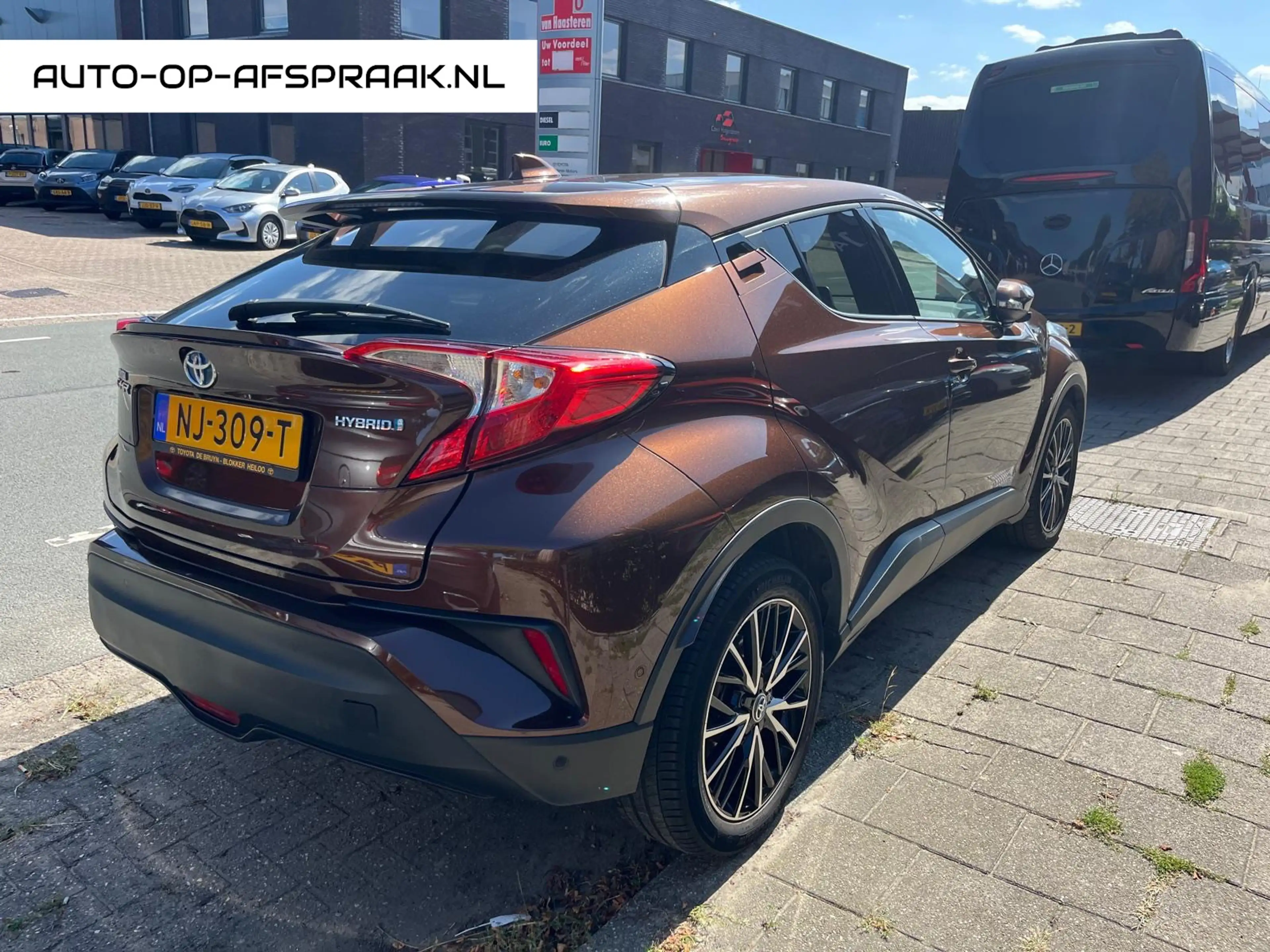 Toyota C-HR 1.8 Hybrid Executive Automaat Leer Navi Camera — photo 3