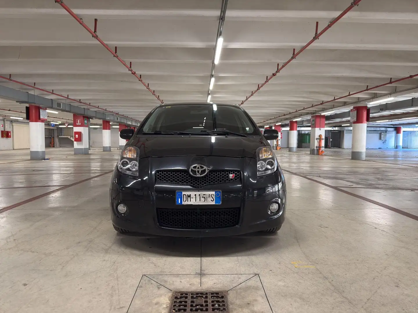Toyota Yaris 3p 1.8 ts - 2