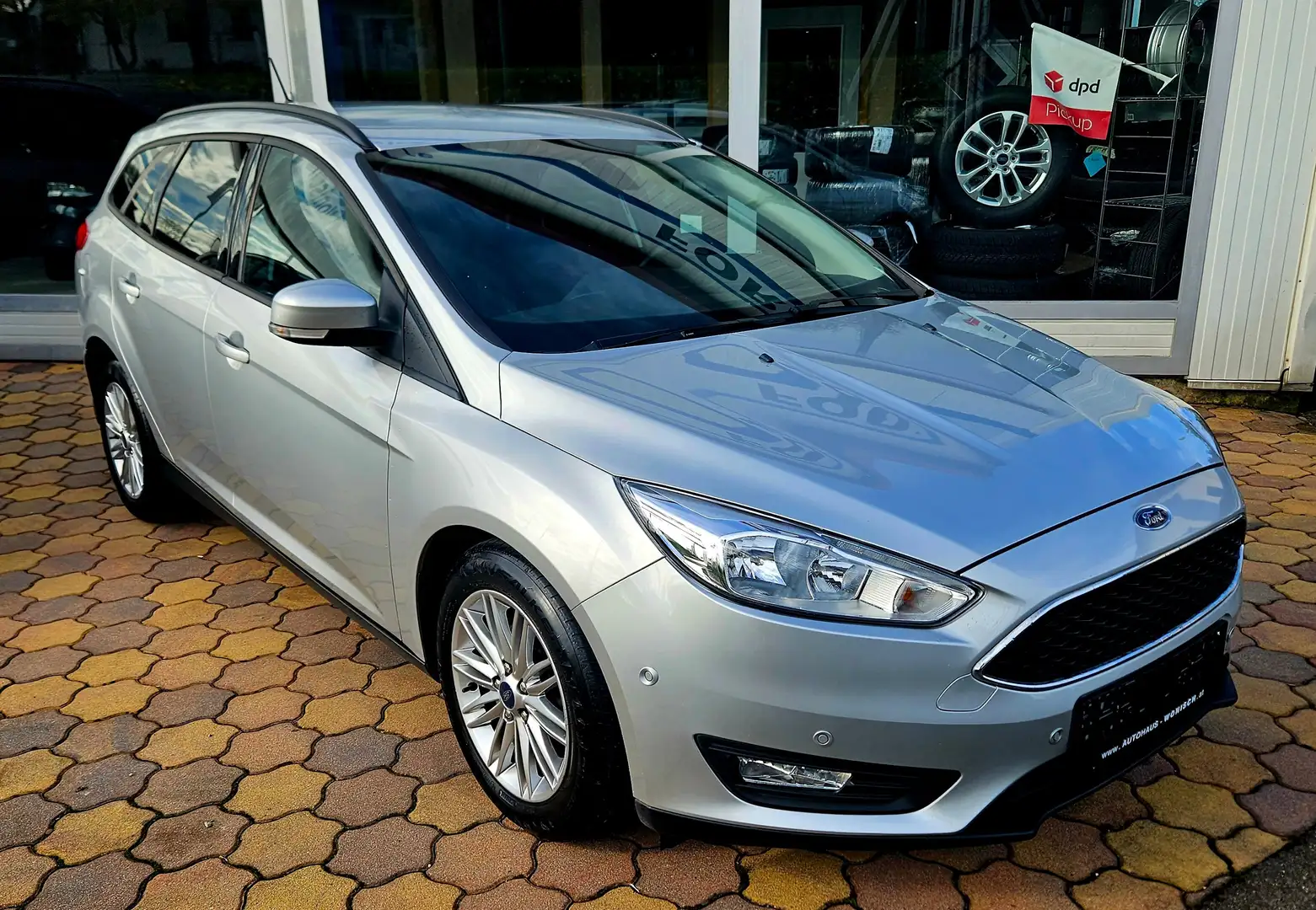 Ford Focus Kombi *Navigation *Klimatronic *Parksensoren Silber - 2