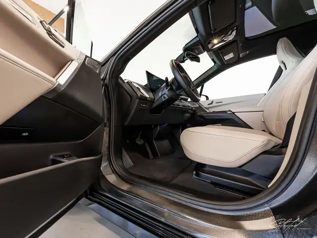 BMW iX xDrive M60*AHK*LUFTFED*PANO*B&W*LASER*KOMFORTZ* Ansicht 24