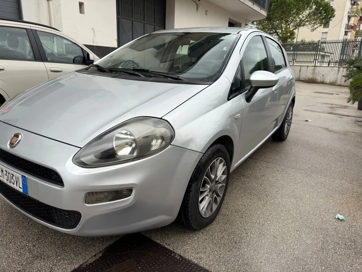 Fiat Punto Punto 1.3 MJT II S&S 95 CV 5 porte Sport Grigio - 2