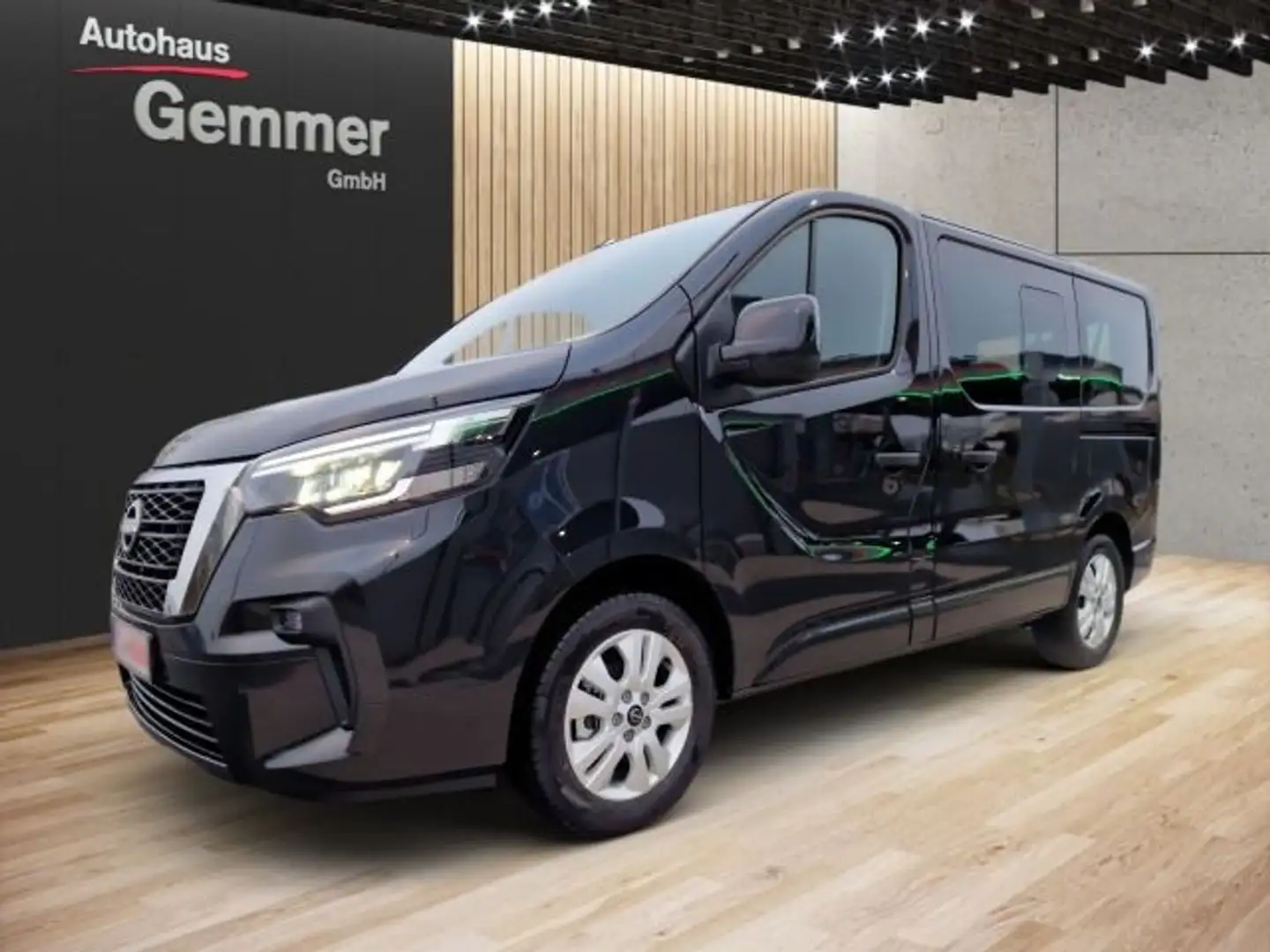 Nissan NV300 KOMBI L2H1 3,0t Tekna170 PS 4x2 Negro - 2